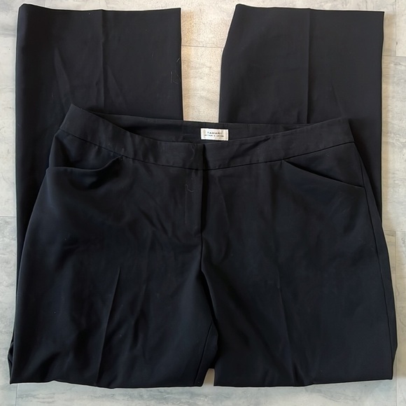 Tahari Arthur S. Levine dress pants Black mid rise flare leg NWOT Size 16 - Picture 1 of 11